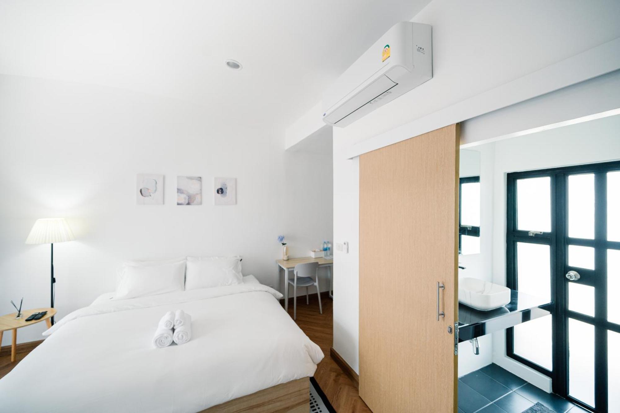 Mitt Haus Hotel Банкок Екстериор снимка