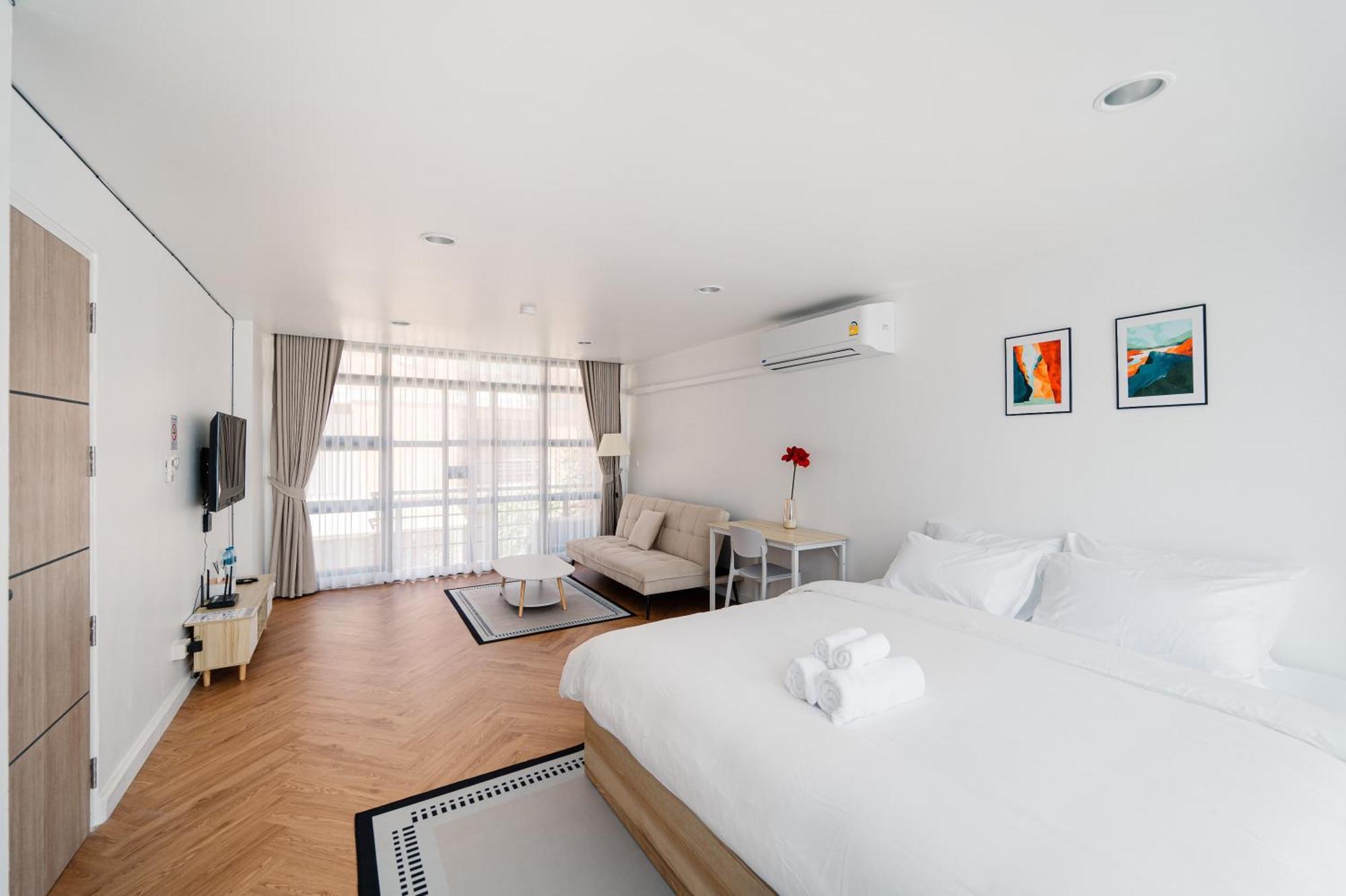 Mitt Haus Hotel Банкок Екстериор снимка